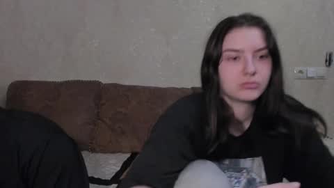 cute couple online show from February 19, 8:19 pm