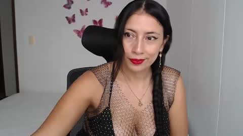 Snapshot of myc_sw_couple chatting on January 25, 9:14 pm mary and charlie online show from January 25, 9:14 pm