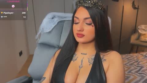 Hecate online show from October 25, 7:30 am