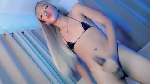 mykaliciousness online show from October 15, 5:03 pm