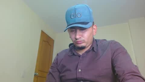 myke_andrade online show from December 7, 5:15 pm