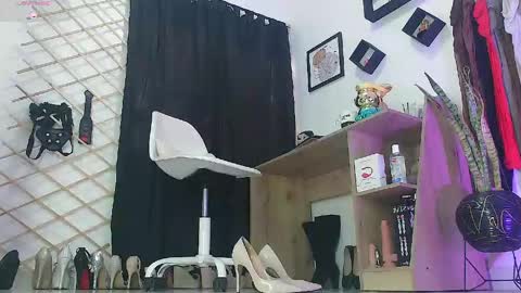 myla sarah1 online show from April 14, 2:42 pm