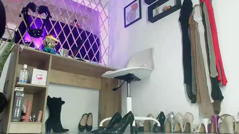 myla sarah1 online show from March 4, 3:20 pm