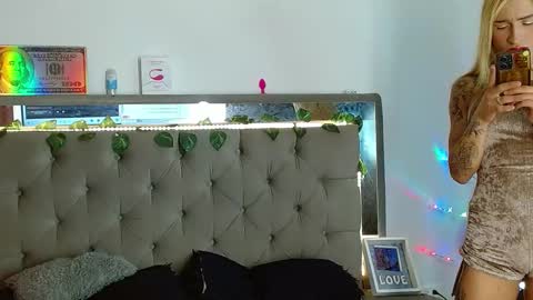 Mylu and Jack online show from December 23, 7:20 pm