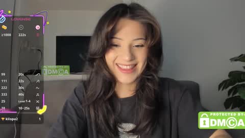 hey its Mel online show from October 15, 11:00 am