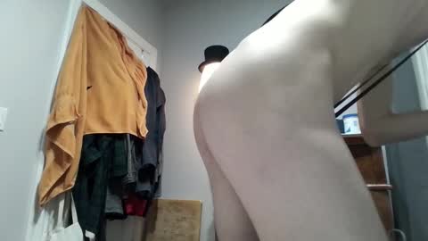 Felt like showing off online show from February 25, 5:00 am