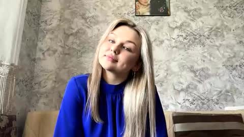 Olivia online show from March 15, 9:35 am