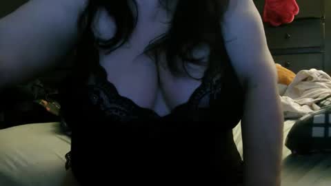 mysteriouswoman18 online show from December 21, 12:39 am