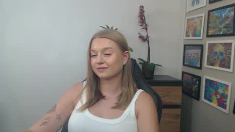 Erica online show from September 11, 1:34 pm