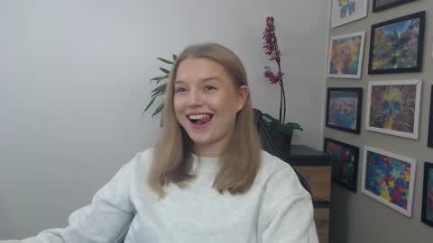 Erica online show from December 21, 12:00 pm