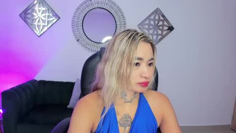 mystic_nova_ online show from June 2, 11:23 am