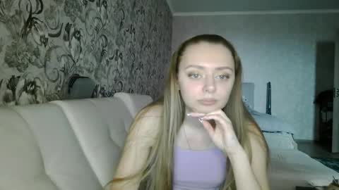 Anika online show from March 26, 1:05 pm