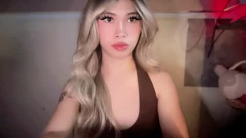 Lucy online show from June 21, 3:13 am