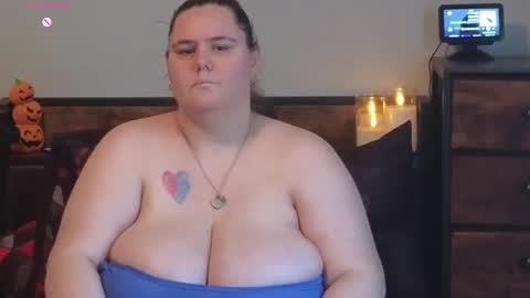 Mzjuicybootay online show from September 30, 5:01 pm