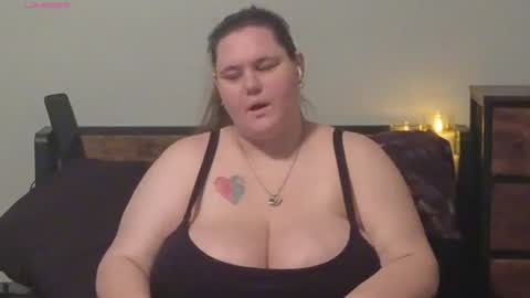 Mzjuicybootay online show from November 8, 8:45 pm