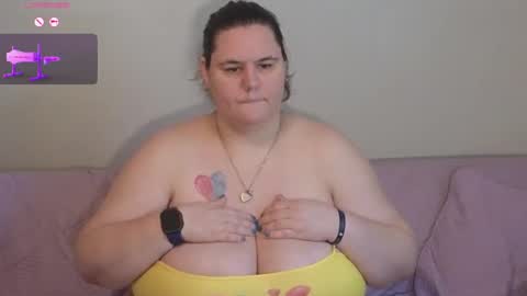 Mzjuicybootay online show from September 9, 2:17 pm