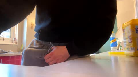 Snapshot of n0facen0case1 chatting on January 4, 11:54 am n0facen0case1 online show from January 4, 11:54 am