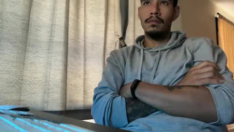 Snapshot of n1_ca chatting on September 29, 12:59 pm n1_ca online show from September 29, 12:59 pm