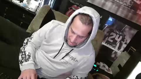 SnackPants online show from January 24, 9:15 pm