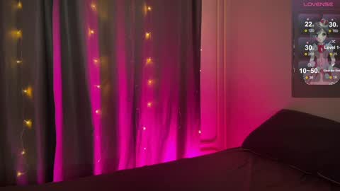 Vanessa and Julia  online show from January 24, 8:11 pm