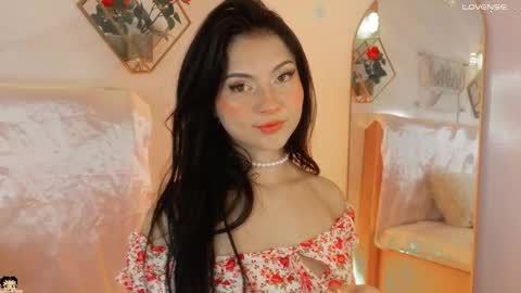 naamah_b online show from November 4, 2:29 pm