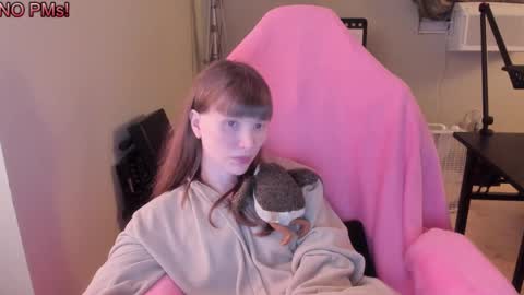 Natalie Marlo online show from October 3, 7:05 am