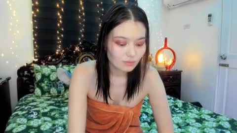 nadiazan online show from June 1, 2:07 pm