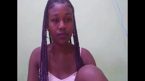 nah296652 online show from May 7, 10:11 am