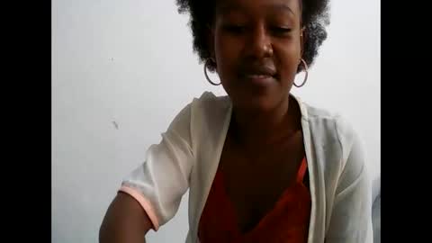 nah296652 online show from May 26, 9:26 am