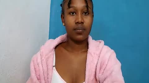 nah296652 online show from July 10, 10:42 am