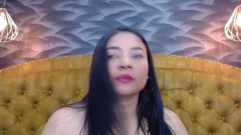 Nahomi online show from December 1, 5:16 am