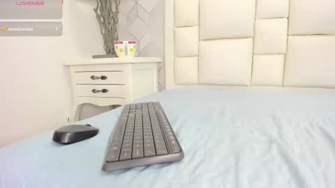 naia_cox online show from March 14, 5:00 am