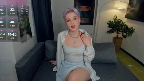 Snapshot of nakishacroshaw chatting on October 1, 11:31 am Kate online show from October 1, 11:31 am