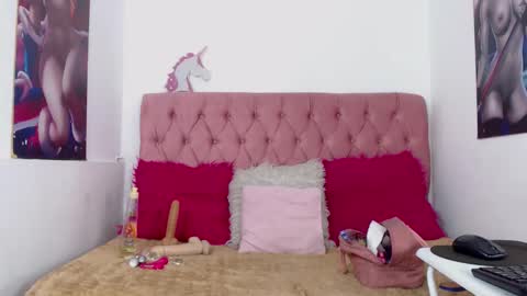 NALAROY online show from November 20, 3:09 pm