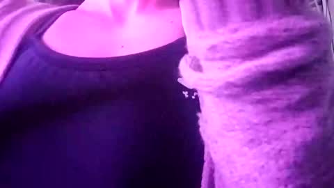 nancyybonita online show from February 2, 7:09 am