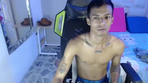 nando_col online show from September 27, 6:38 pm