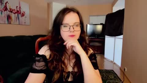 naomi_di online show from July 18, 12:18 pm