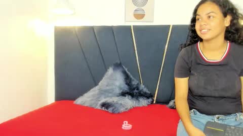 naomi_x0 online show from March 2, 1:18 pm