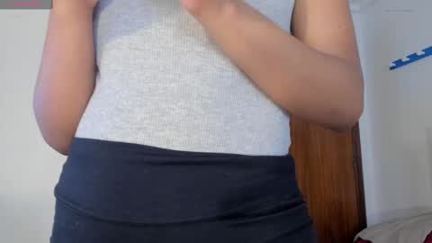 Snapshot of naomigarcia chatting on March 7, 6:57 am Naomi  online show from March 7, 6:57 am