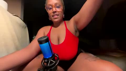 Naomigiirl6 online show from February 28, 10:20 am