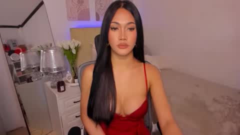 naomidaks online show from March 12, 9:57 am