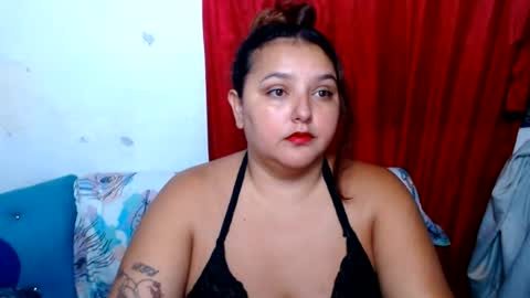 naomiquiin online show from July 19, 5:10 am