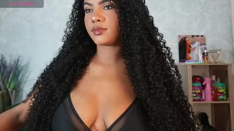 Naomi     online show from April 9, 3:10 am