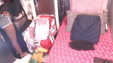 Eimy online show from December 18, 2:28 pm