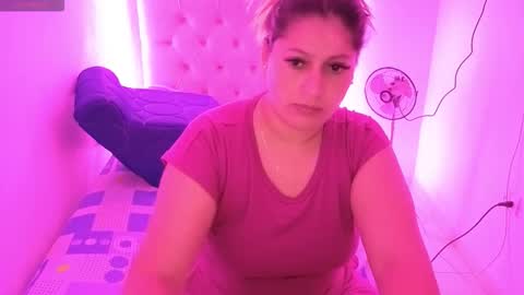 Nasly batista  online show from October 21, 12:49 am