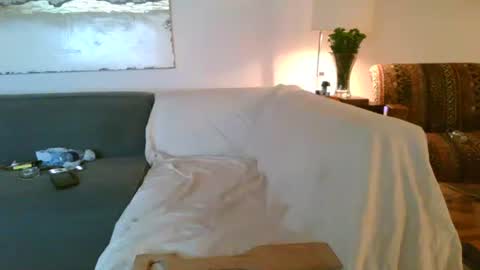 nassobout online show from March 5, 10:24 am