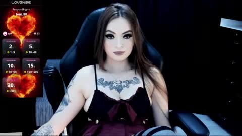 nastykatty_ online show from May 16, 11:14 pm