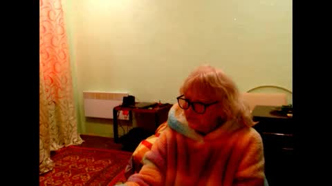 natali online show from April 8, 6:49 am