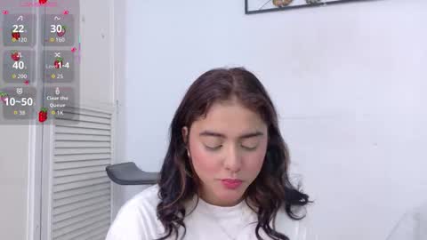 Naty  online show from December 16, 12:11 pm