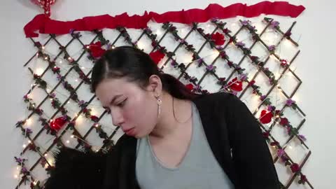 Natalia Walker online show from April 17, 5:37 pm